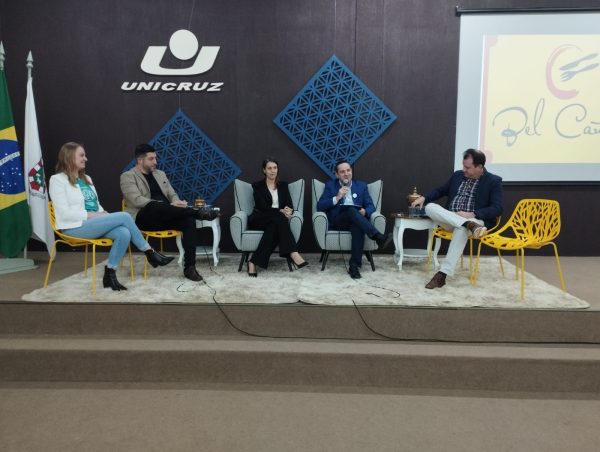 Cursos promovem Talk Show na Unicruz