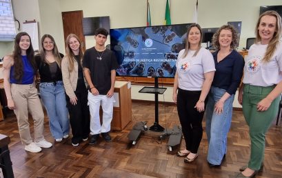 ACADÊMICAS CRIARAM SITE DA JUSTIÇA RESTAURATIVA