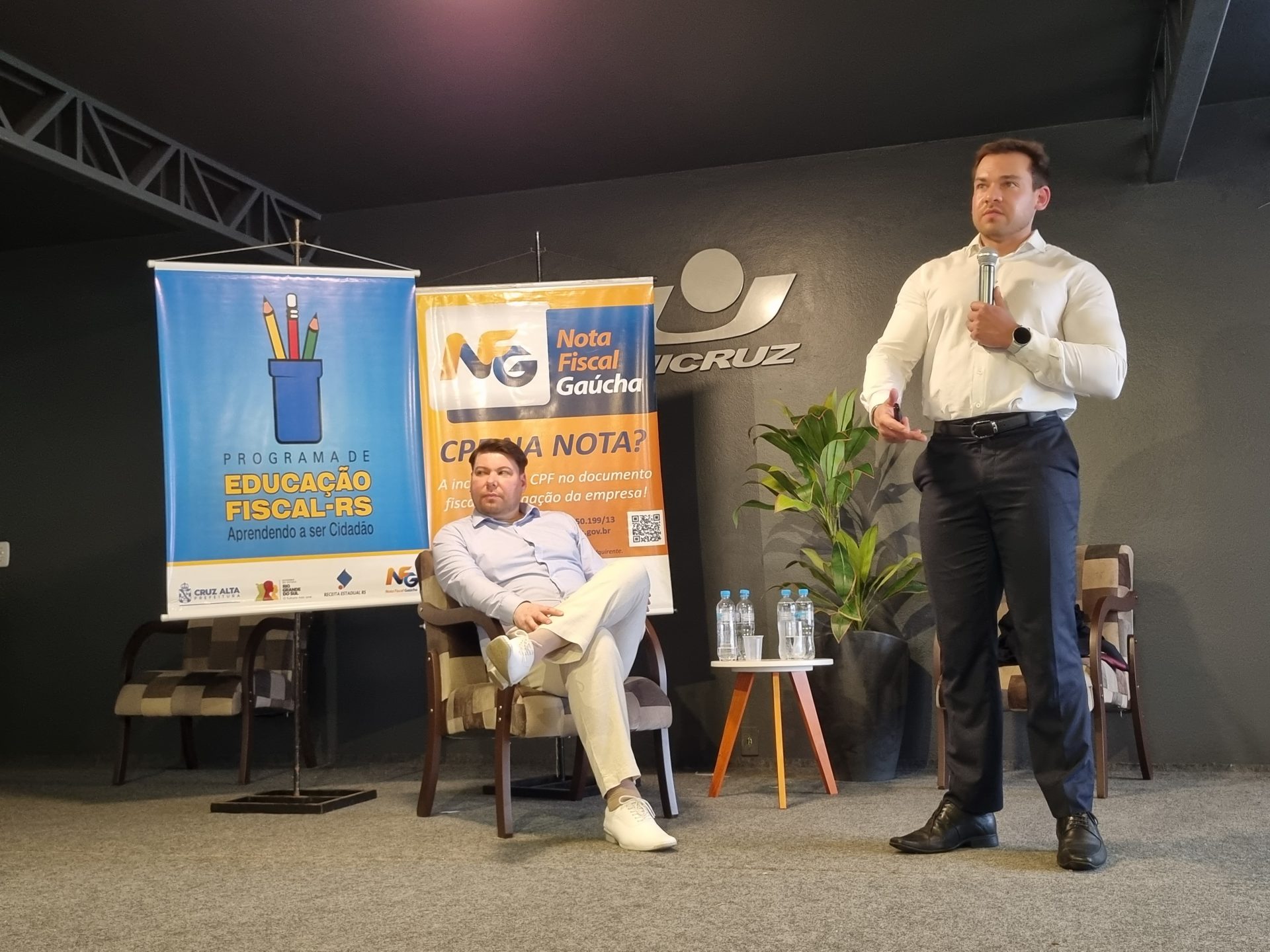 REFORMA TRIBUTÁRIA REFORMA TRIBUTÁRIA