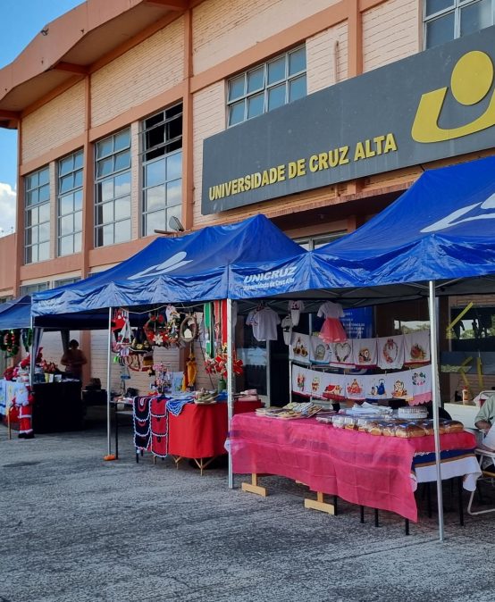 ARTESANATO NO CAMPUS