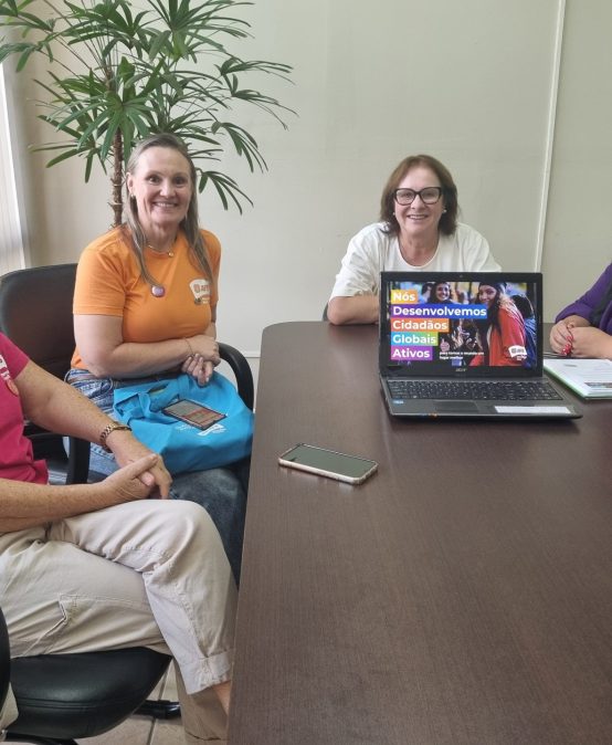 TERMO DE COOPERAÇÃO COM ORGANIZAÇÃO DE INTERCÂMBIO CULTURAL