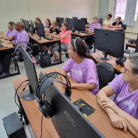 IDOSOS: CURSO DE INCLUSÃO DIGITAL TEM NOVA TURMA