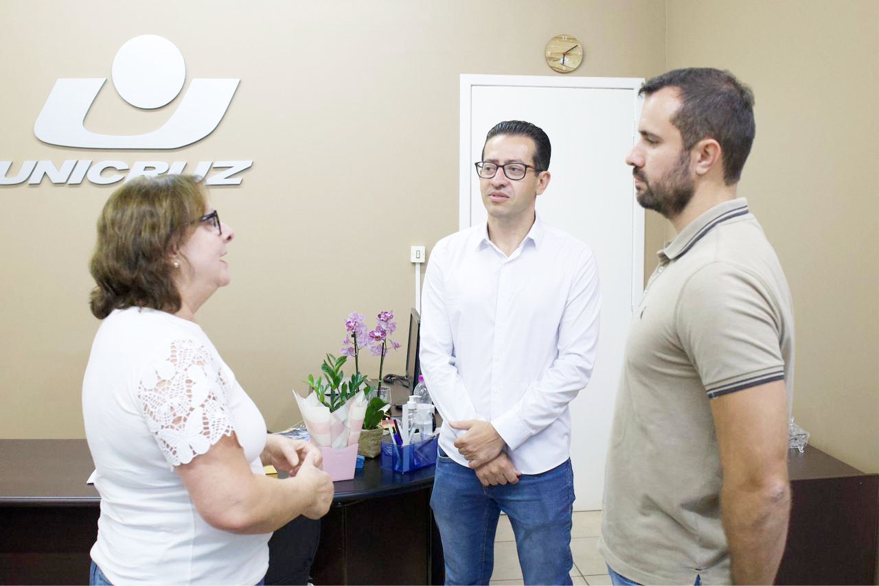 EMPRESAS PODERÃO DESTINAR BOLSAS PARA UNIVERSIDADES COMUNITÁRIAS EMPRESAS PODERÃO DESTINAR BOLSAS PARA UNIVERSIDADES COMUNITÁRIAS