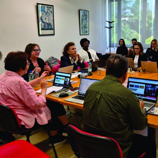 REITORA DA UNICRUZ EM PORTUGAL E FRANÇA
