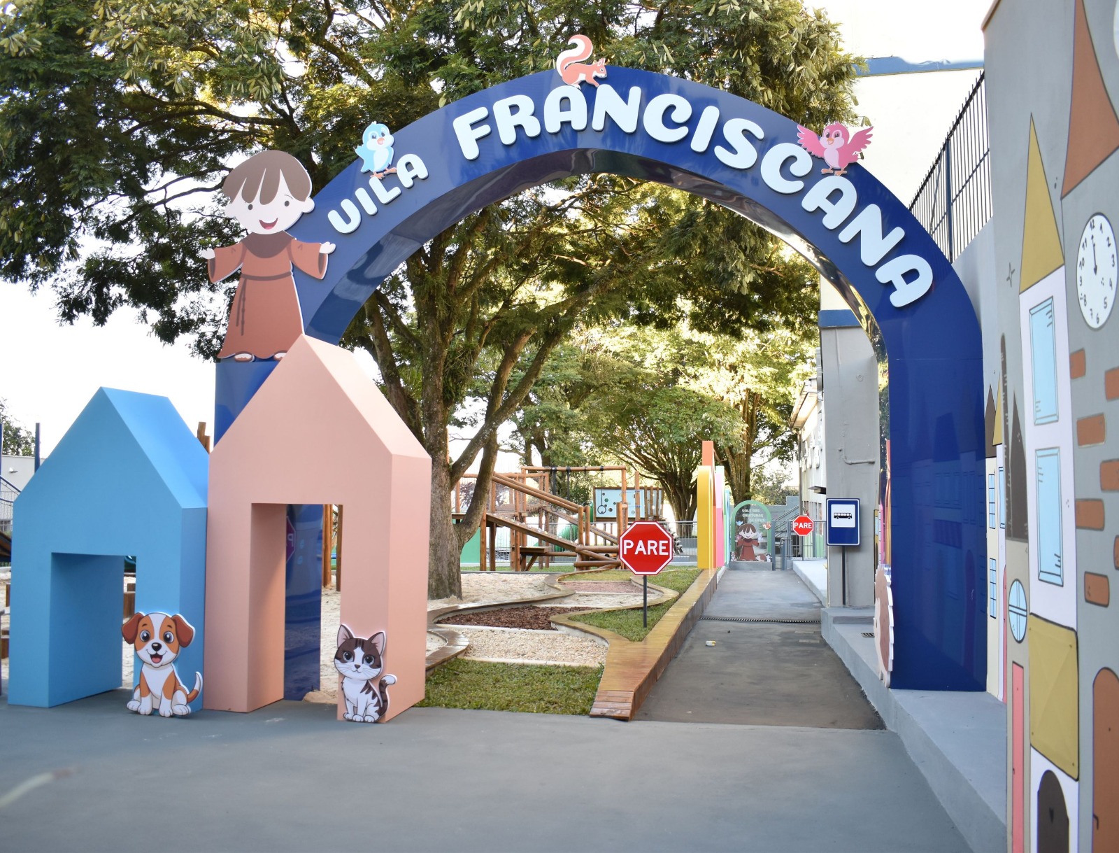 PRAÇAS INFANTIS DA VILA FRANCISCANA PRAÇAS INFANTIS DA VILA FRANCISCANA